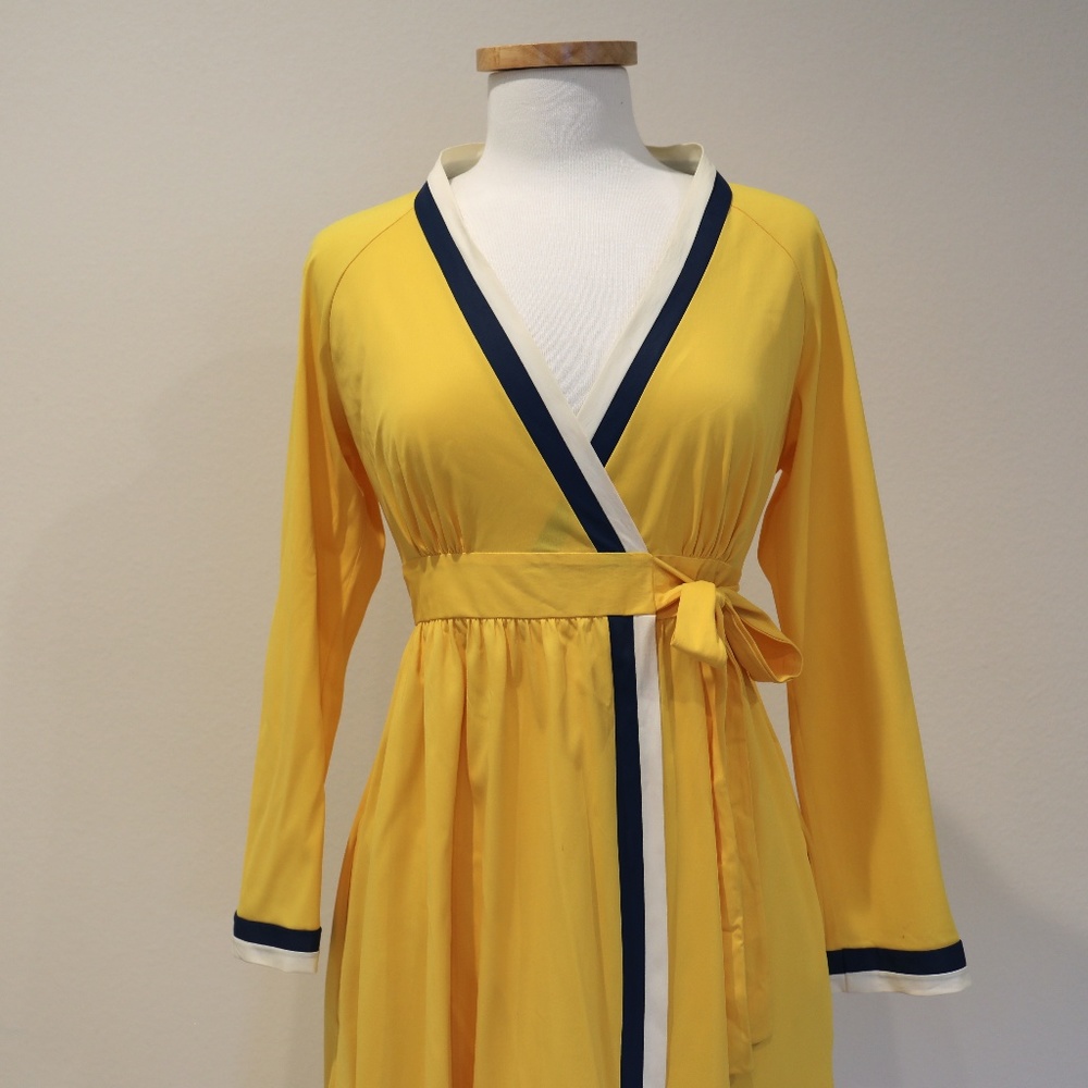 Vintage *Rare* Vanity Fair Yellow Wrap Dress